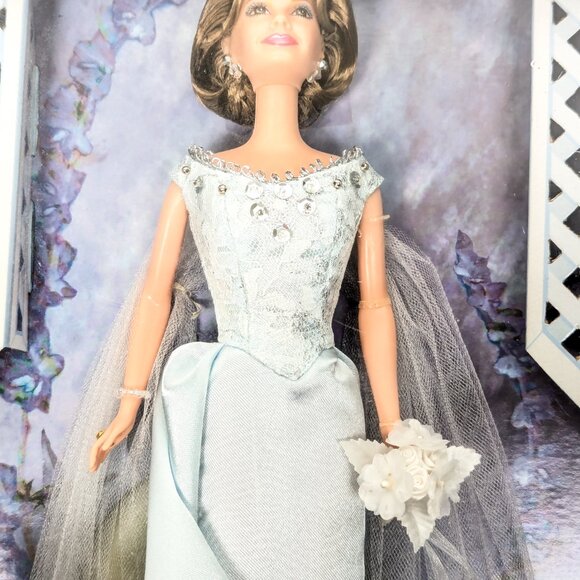 Days Of Our Lives MARLENA EVANS Doll 1999 Bridal Wedding Gown NIB - Picture 10 of 13